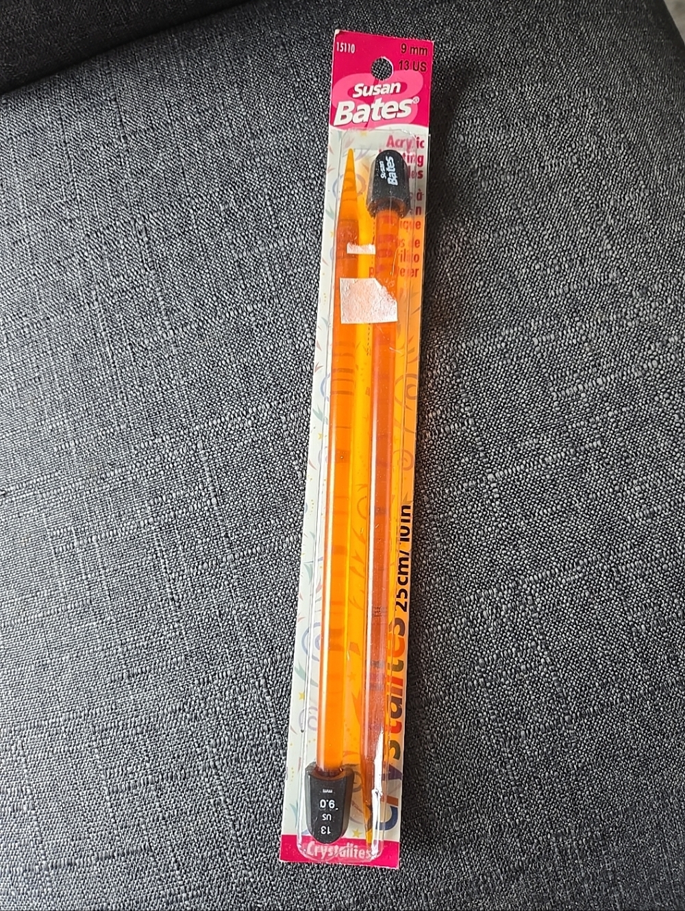 Susan Bates Crystalites Knitting Needles Size 13 (9 mm) 10 inches (25 cm) New